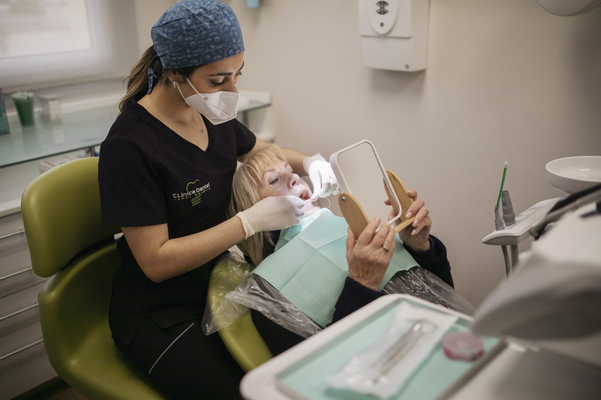 English Speaking Dentists in Palamós, Girona